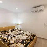 Flat With Pool T2 Duplex Montechoro Appartement Albufeira