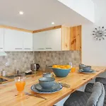 Flat With Pool T2 Duplex Montechoro Albufeira